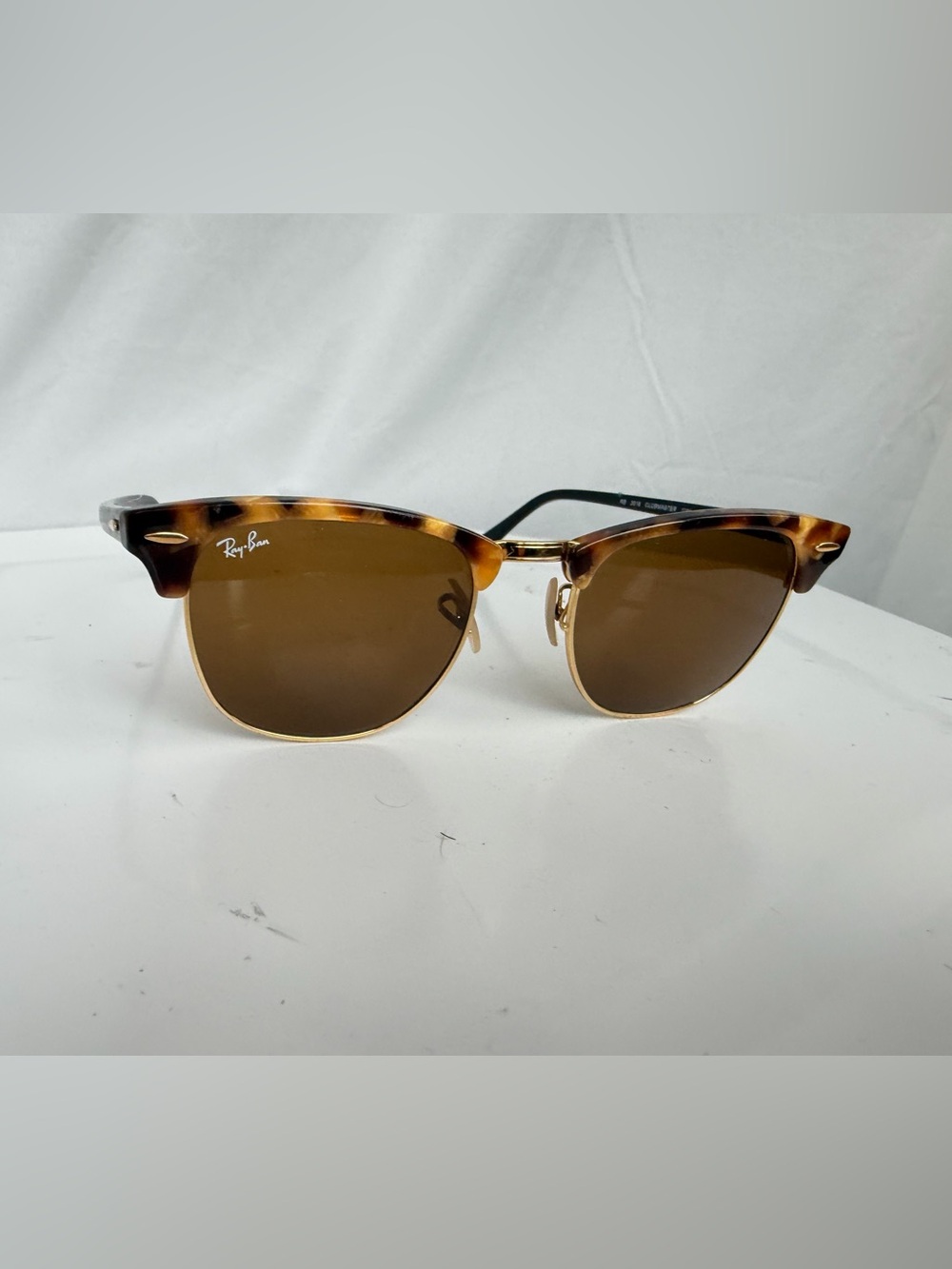Ray-Ban Tortoiseshell Frame with Brown Lenses - Picture 2 of 10